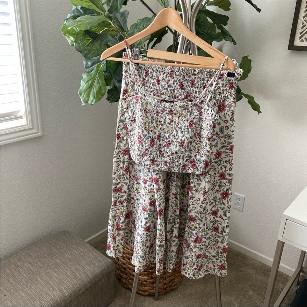 City Triangles | Women's Floral Boho Crop Top + Tiered Skirt